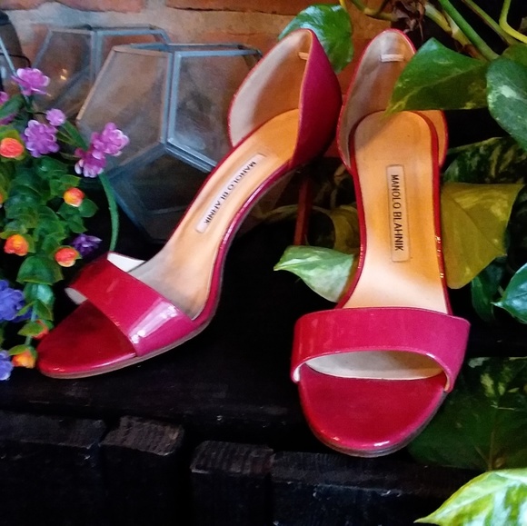 Manolo Blahnik Heels - Picture 1 of 1